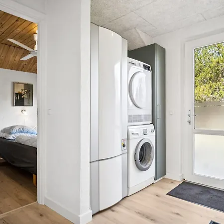 Vakantiehuis Botulf - 3-8km From The Sea In Western Jutland By Interhome *